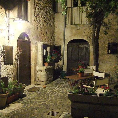 Aparthotel Residenza La Torre Santo Stefano Di Sessanio Exteriér fotografie