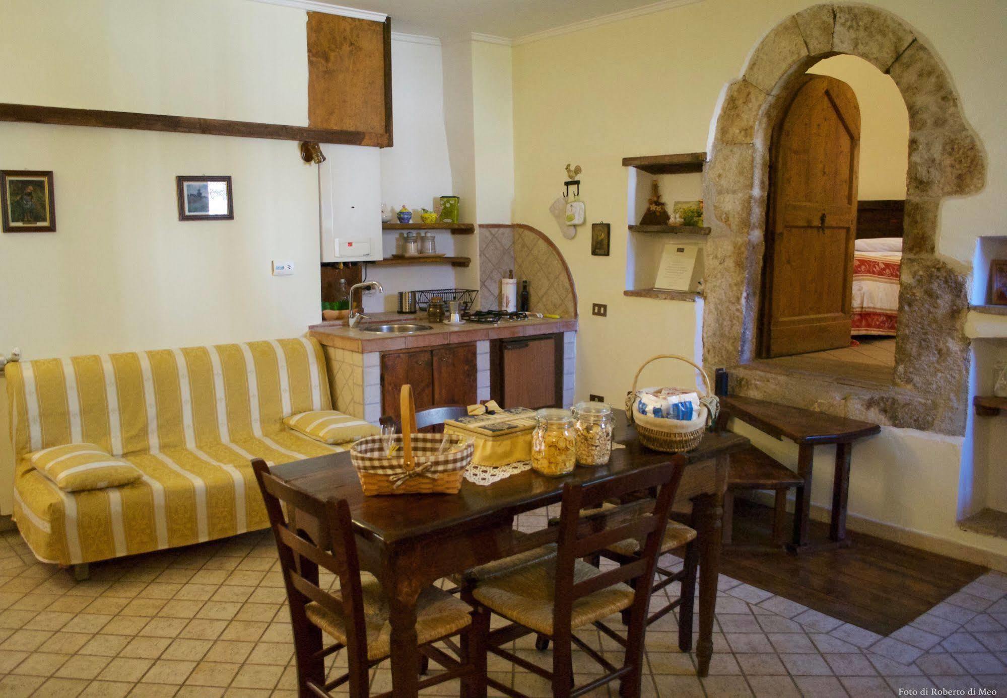 Aparthotel Residenza La Torre Santo Stefano Di Sessanio Exteriér fotografie
