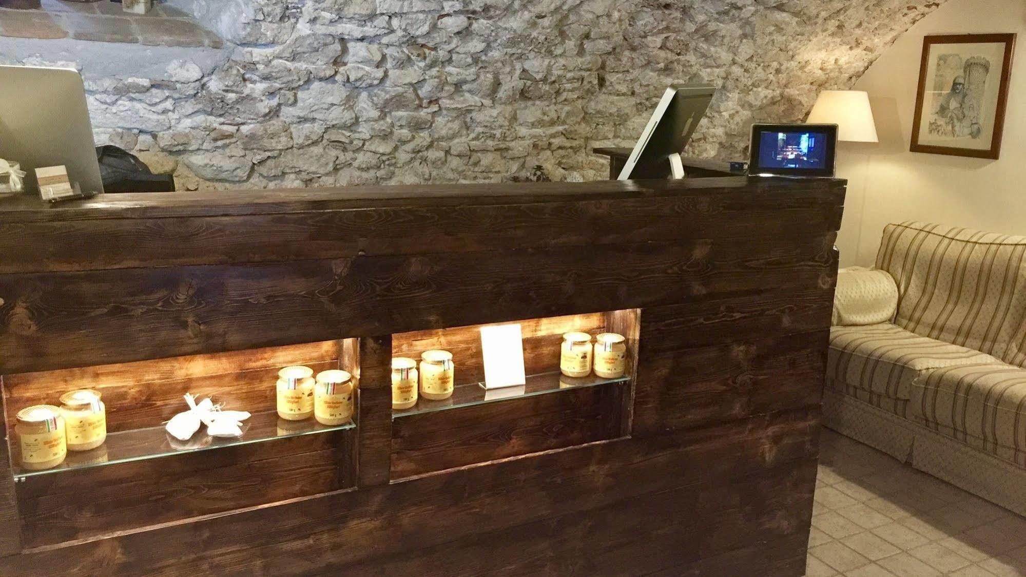 Aparthotel Residenza La Torre Santo Stefano Di Sessanio Exteriér fotografie