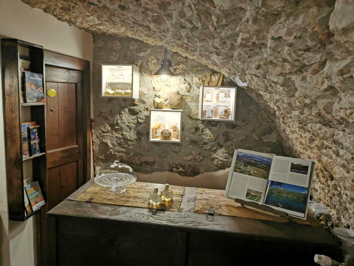 Aparthotel Residenza La Torre Santo Stefano Di Sessanio Exteriér fotografie